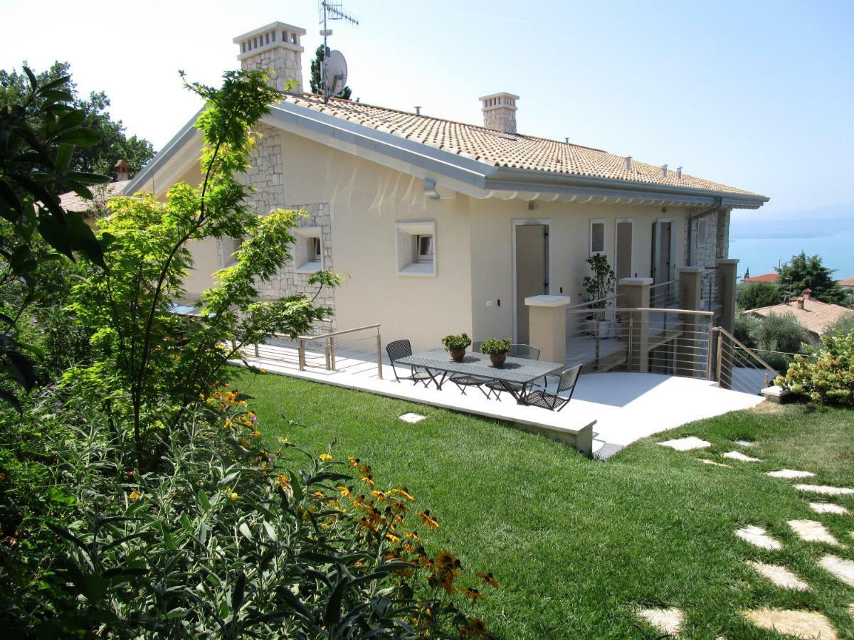 Villa Kiara Torri Del Benaco Exterior photo